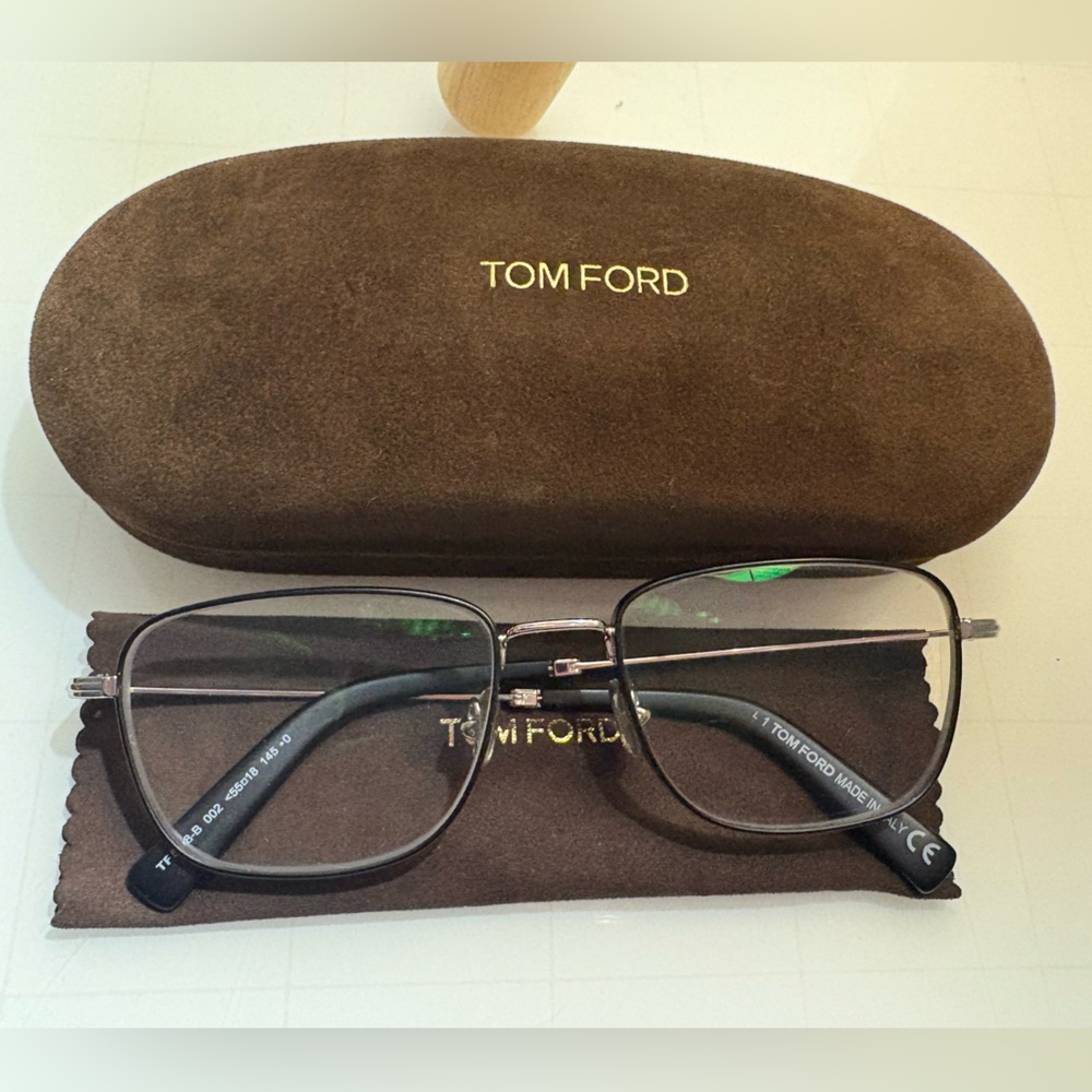 UNISEX TOM FORD RX OPTICAL FRAMES Model Tom Ford FT5748/B 002
